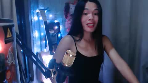 Snapshot of i_am_asian90 chatting on 02.14.26 Kim online show from 02.14.26