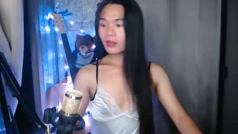 Snapshot of i_am_asian90 chatting on 02.26.26 Kim online show from 02.26.26