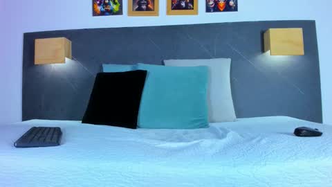 The Dolls online show from 02.19.26