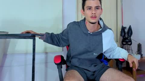 kelvis online show from 03.28.26