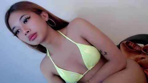 Snapshot of i_love_sabrina chatting on 02.24.25 sab online show from 02.24.25