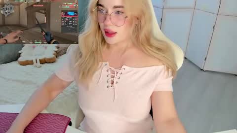 Snapshot of i_want_you_eva chatting on 05.26.26 HiI am EvaPVT is open online show from 05.26.26