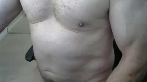 Snapshot of i_was_a_shy_dad chatting on 04.15.26 i_was_a_shy_dad online show from 04.15.26