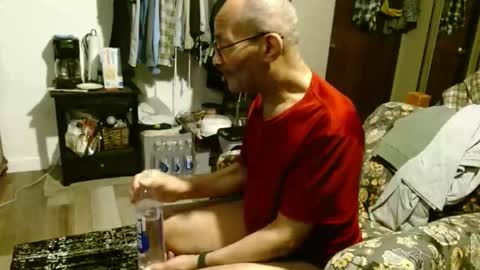 Iam8zee online show from 02.15.26