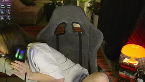 Meg  online show from 02.25.25