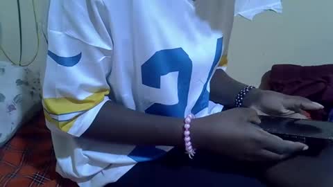 Snapshot of iam_nisa chatting on 10.10.25 iam_nisa online show from 10.10.25