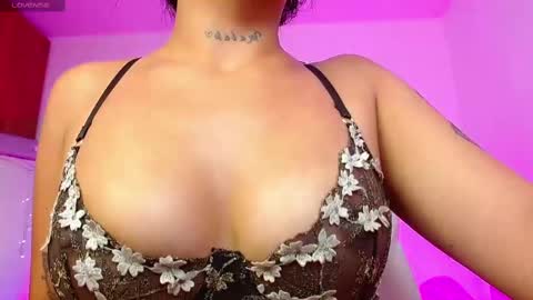 Snapshot of iam_salomex chatting on 02.23.25 Salo  online show from 02.23.25