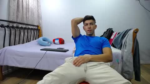 Snapshot of iam_yourbabyprincess_xd chatting on 01.29.25 iam_yourbabyprincess_xd online show from 01.29.25