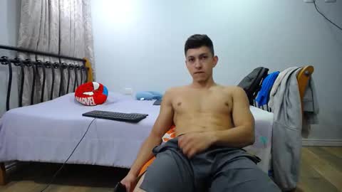 Snapshot of iam_yourbabyprincess_xd chatting on 01.31.25 iam_yourbabyprincess_xd online show from 01.31.25