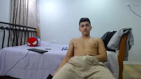 Snapshot of iam_yourbabyprincess_xd chatting on 02.15.25 iam_yourbabyprincess_xd online show from 02.15.25