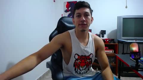 Snapshot of iam_yourbabyprincess_xd chatting on 10.21.25 iam_yourbabyprincess_xd online show from 10.21.25