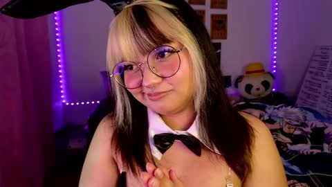 Zoe 3 online show from 04.06.26