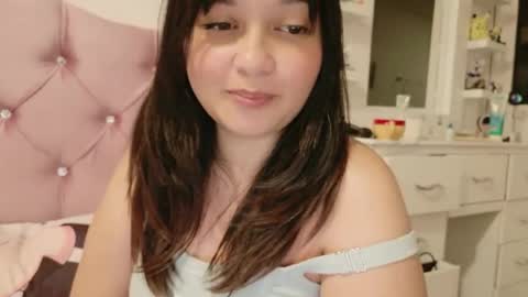 Snapshot of iam_zoechan chatting on 07.21.26 Zoe 3 online show from 07.21.26