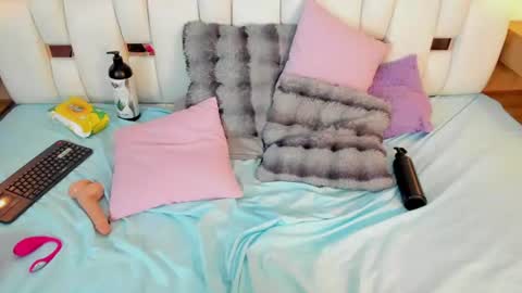 Charlotte online show from 07.09.26