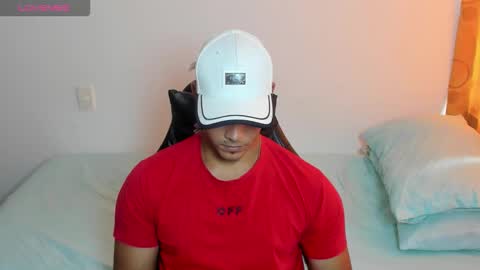 Dylan  independent model  online show from 01.19.26