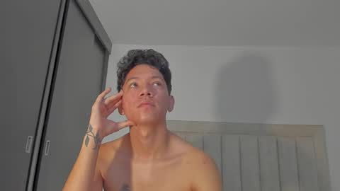 Juliiiiian online show from 05.21.26