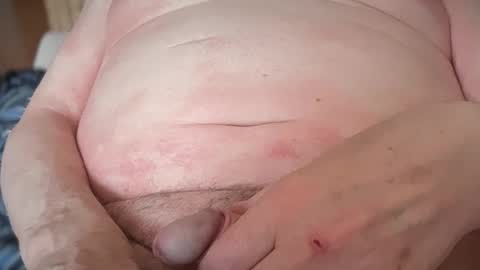 Snapshot of ian53a chatting on 05.21.26 ian53a - mature UK man for same online show from 05.21.26