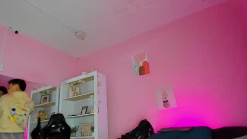 IAN CASTILLO online show from 10.24.25