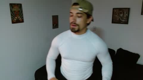 Snapshot of ian_davis chatting on 11.07.25 Ian Davis online show from 11.07.25