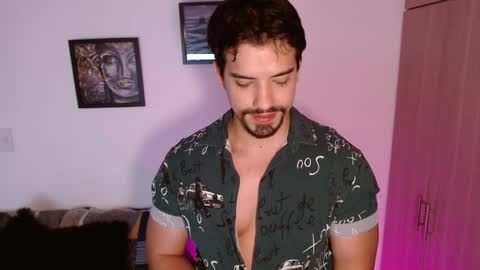 Snapshot of ian_davis chatting on 11.25.25 Ian Davis online show from 11.25.25