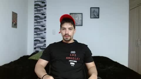 Snapshot of ian_davis chatting on 12.04.25 Ian Davis online show from 12.04.25