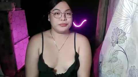 Snapshot of iana_whorexxx chatting on 05.02.26 iana online show from 05.02.26