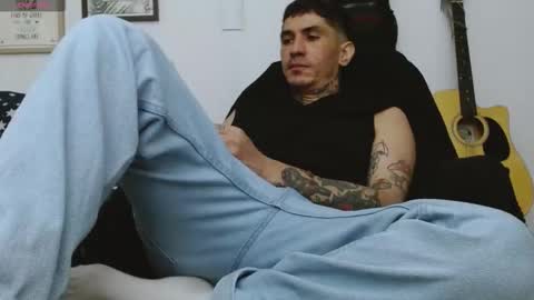 Snapshot of iandoherty chatting on 10.21.25 Ian Doherty online show from 10.21.25