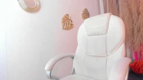 ian  online show from 09.11.25