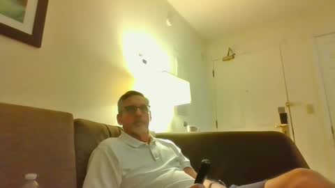 icanhelpu43 online show from 02.05.25