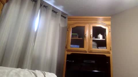 Snapshot of icantgohome chatting on 12.17.24 icantgohome online show from 12.17.24