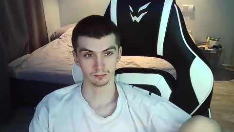 MAX online show from 01.22.25