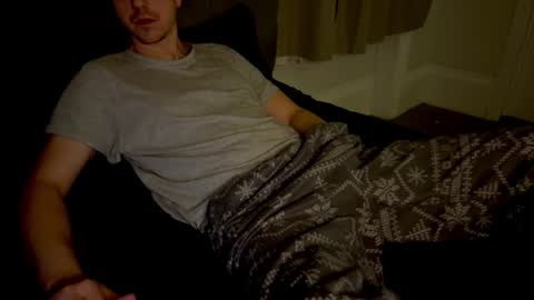 Snapshot of icekingken chatting on 12.02.24 Ken online show from 12.02.24