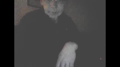 Snapshot of icemandude chatting on 03.01.25 icemandude online show from 03.01.25