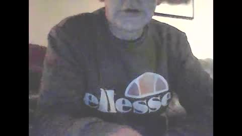 Snapshot of icemandude chatting on 11.22.25 icemandude online show from 11.22.25