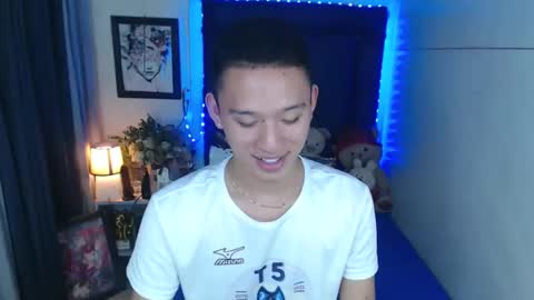 Snapshot of iconicmateo chatting on 01.07.25 Mateo online show from 01.07.25
