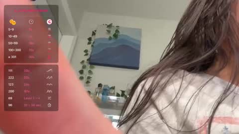 Snapshot of icyspice chatting on 09.13.25 icyspice online show from 09.13.25