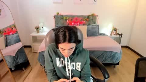 Icy online show from 05.16.26