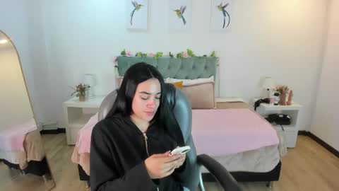 Icy online show from 07.18.26