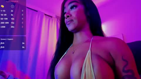 Snapshot of idarasmith_ chatting on 10.14.25 Idara Smith online show from 10.14.25