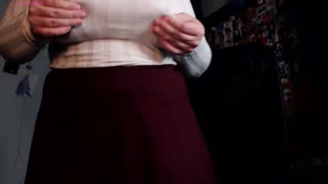 Snapshot of idontknowwhyjojo chatting on 02.23.26 Saya online show from 02.23.26