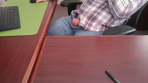 Hung office Stud online show from 01.23.25