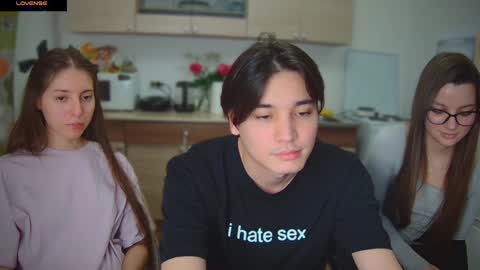 Julia and Mira online show from 02.07.25