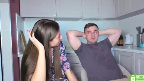 Julia and Mira online show from 09.11.25