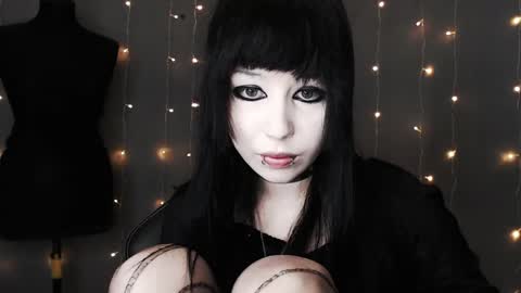 iiiiiiis online show from 04.16.26