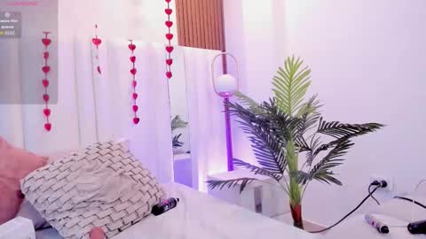 Zoe online show from 02.18.26