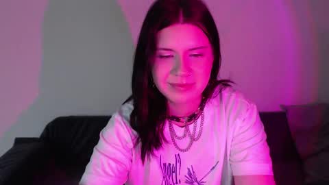 Snapshot of iintimate_flesh chatting on 09.09.25 Vella online show from 09.09.25