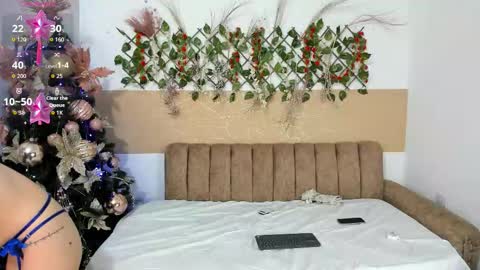 Snapshot of iisabella11 chatting on 12.19.25 iisabella11 online show from 12.19.25