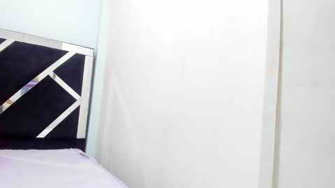 Isabella online show from 11.06.25