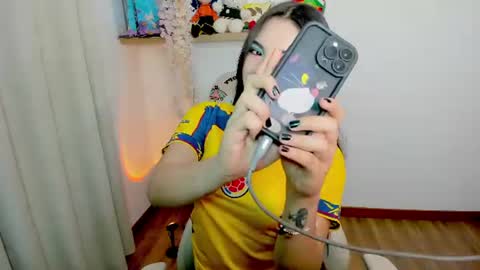 Snapshot of iki_mei chatting on 06.18.26 Maria online show from 06.18.26