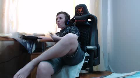Snapshot of iliaskrisloveee chatting on 04.17.26 lord online show from 04.17.26